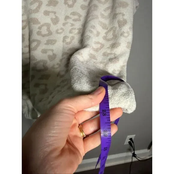 Barefoot dreams cozy chic ultra lite cream & stone slouchy pull over sweater - Picture 8 of 9